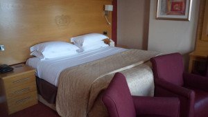 Crown spa hotel King size Bed